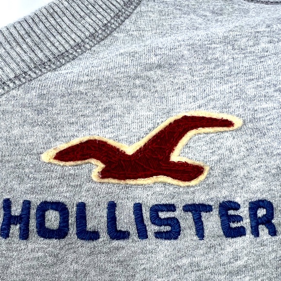 HOLLISTER V-NECK MEDIUM (M), GREY LONG- SLEEVES, 100%COTTON, SHIRT - Picture 8 of 16